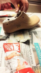 נעליים בעבודה